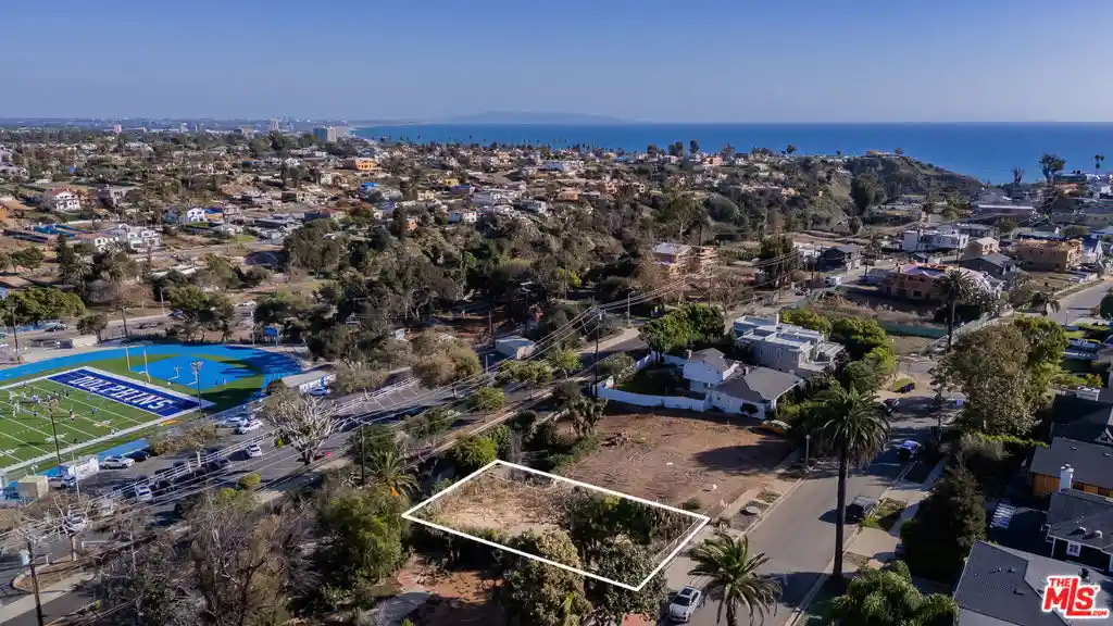 Photo 1 of Land for sale at 716 El Medio Ave, Pacific Palisades, CA 90272 | MLS# 26101957 | Listing updated on 2026-10-24