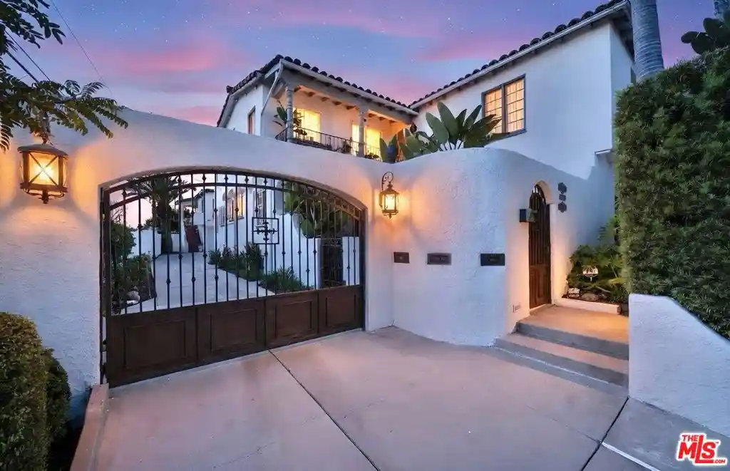 Multi family home for sale at 1361 S Tremaine Ave, Los Angeles, CA 90019 | MLS# 26998877