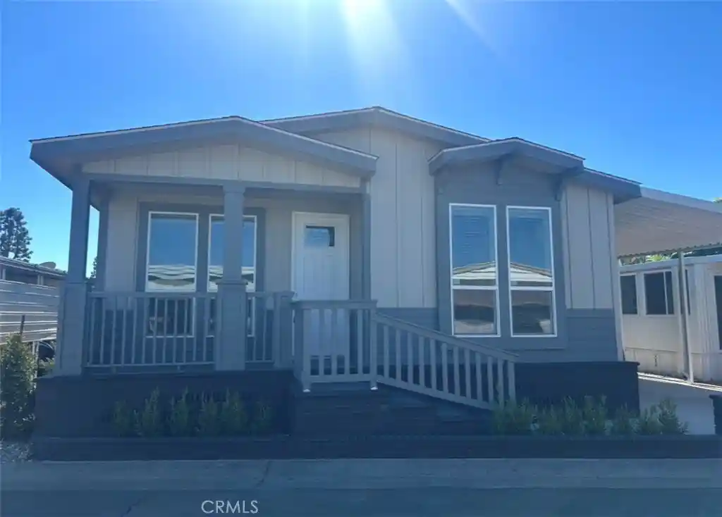 Photo 1 of Manufactured home for sale at 40 Via Entrada, Tustin, CA 92780 | MLS# PW26224765 | Listing updated on 2026-10-17