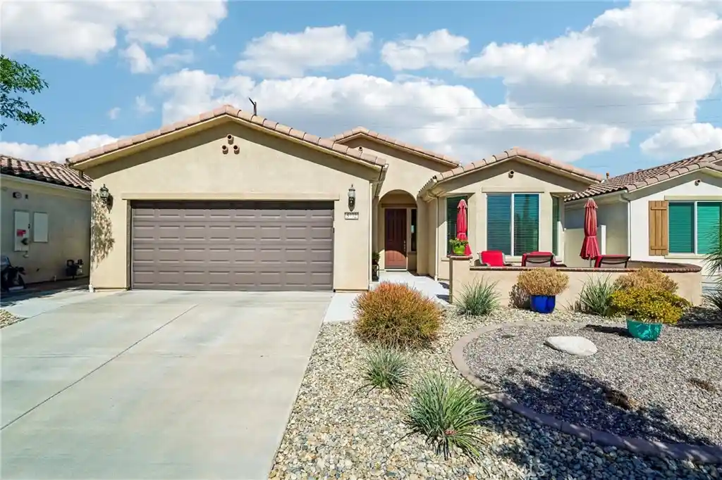 Photo 1 of Single family home for sale at 5372 Corte Cerro, Hemet, CA 92545 | MLS# SW26224782 | Listing updated on 2026-10-17