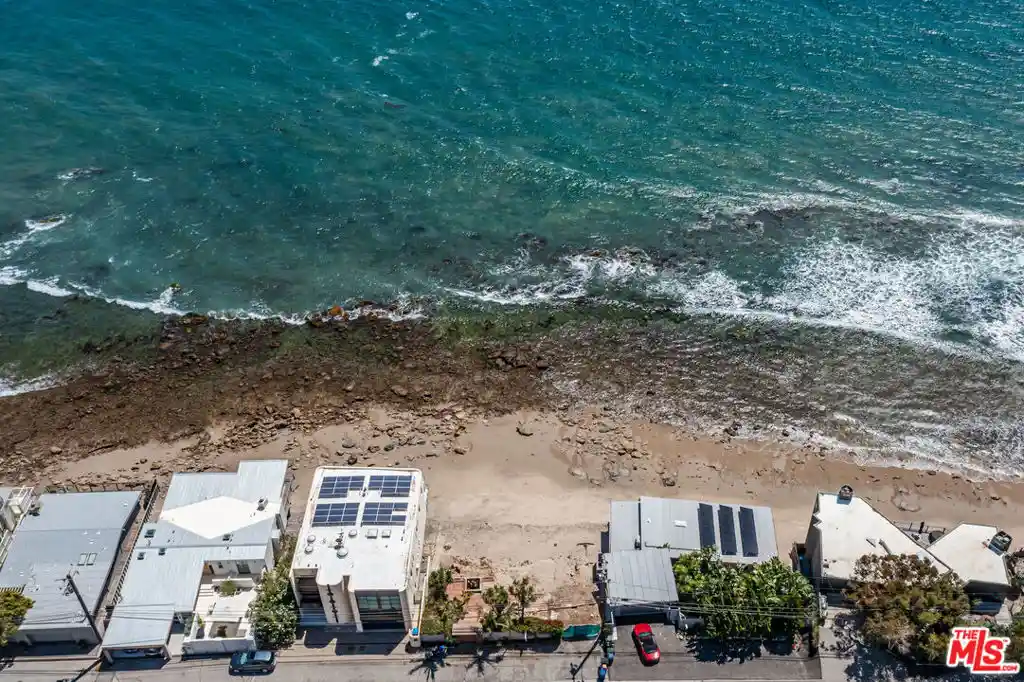 Photo 1 of Land for sale at 24236 Malibu Rd, Malibu, CA 90265 | MLS# 26102671 | Listing updated on 2026-10-24