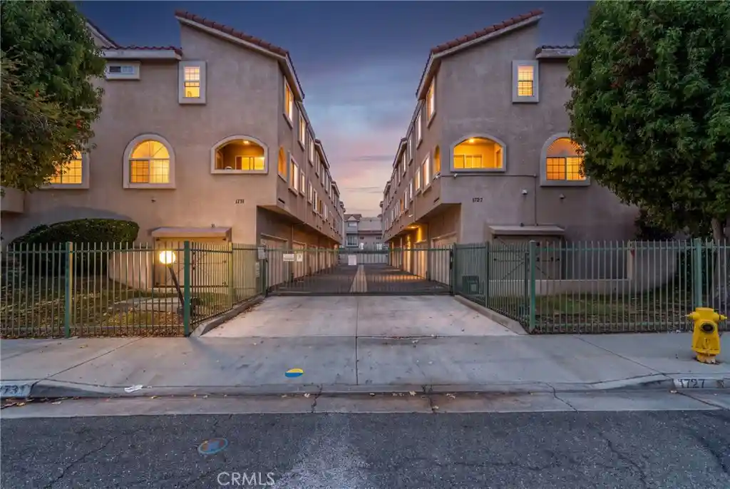 Listing Photo 1 - Condo for sale in 1727 W 149Th St located at 1727 W 149Th St, Gardena, CA 90247 - Unit 1727 W 149th Street