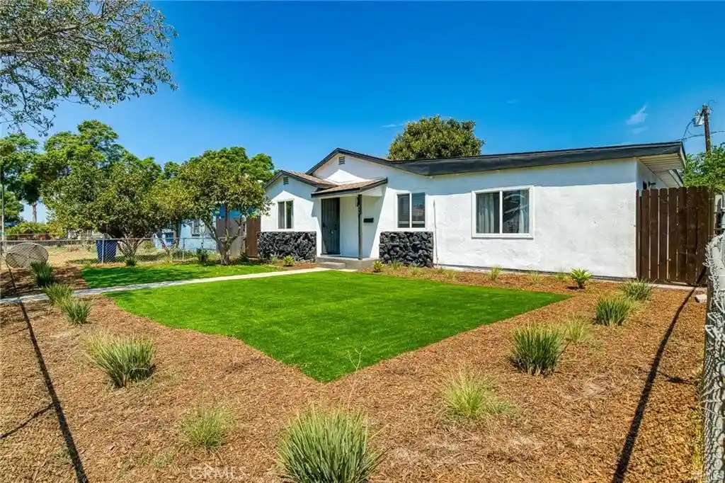 Single family home for sale at 311 E Cummings, Long Beach, CA 90805 | MLS# PW26224790