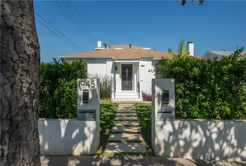 Photo 1 of Single family home for sale at 1945 W 91st Place, Los Angeles, CA 90047 | MLS# SR26224864 | Listing updated on 2026-10-17