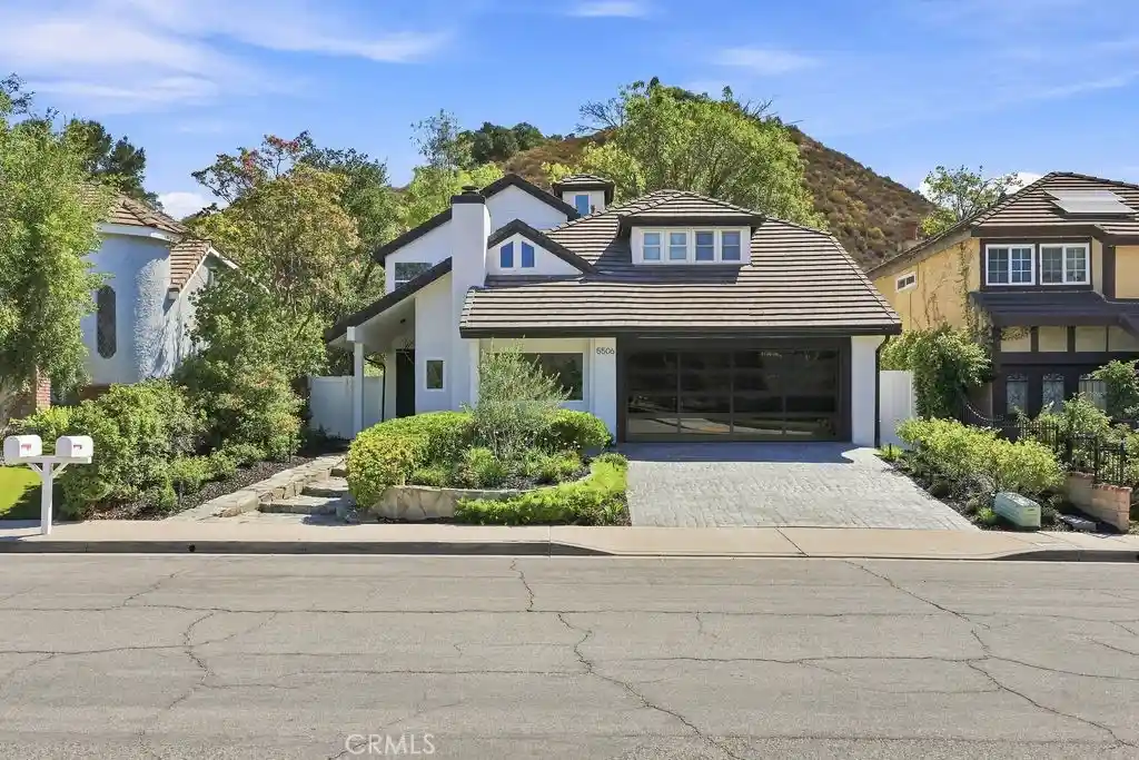Single family home for sale at 5506 Forest Cvs, Agoura Hills, CA 91301 | MLS# SR26224916