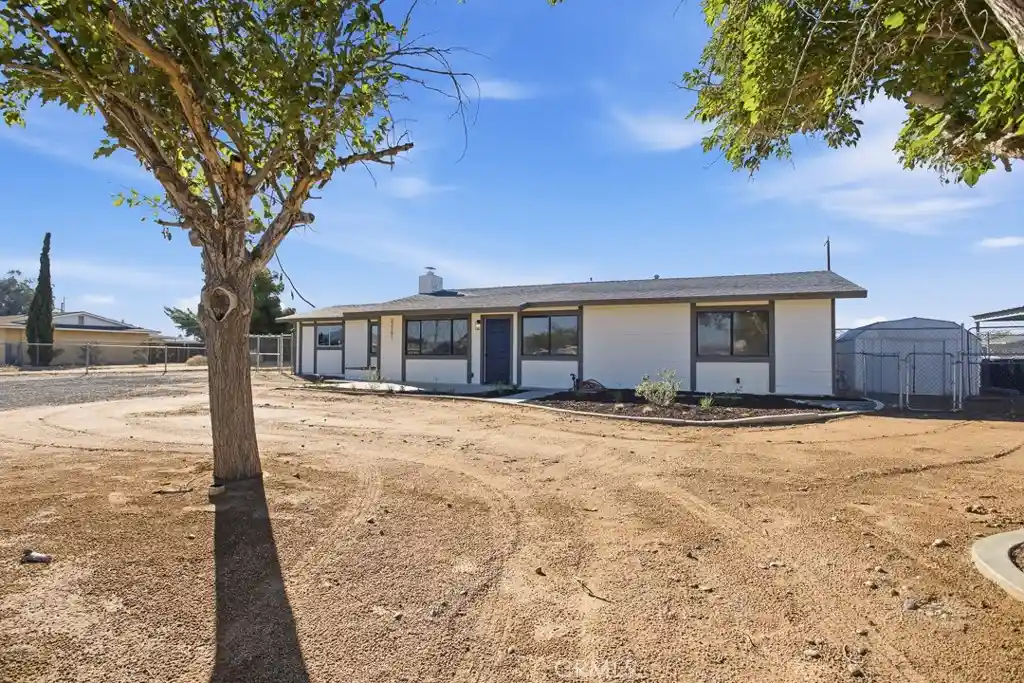 Photo 1 of Single family home for sale at 22191 Kayenta Rd, Apple Valley, CA 92308 | MLS# SR26223029 | Listing updated on 2026-10-23
