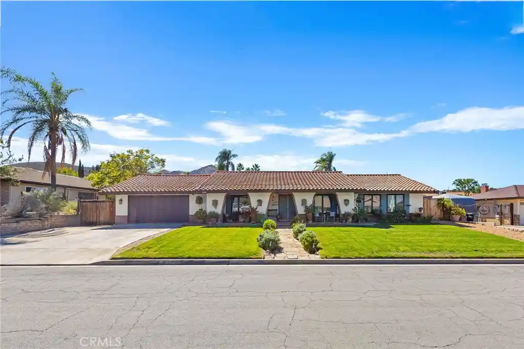 Photo 1 of Single family home for sale at 43803 Citrus View, Hemet, CA 92544 | MLS# SW26224742 | Listing updated on 2026-10-21