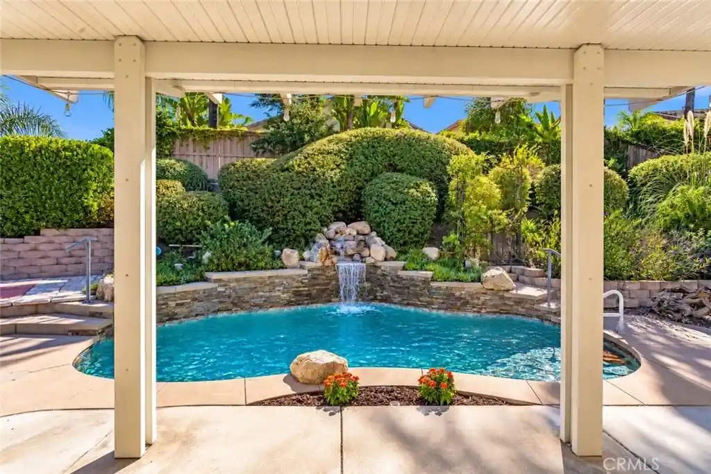 Single family home for sale at 32079 Corte Cardoza, Temecula, CA 92592 | MLS# SW26223830