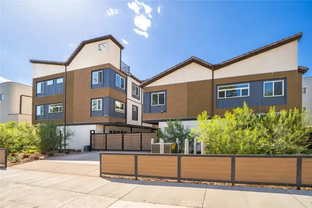 Single family home for sale at 6829 N Haskell Ave, Van Nuys, CA 91406 | MLS# CV26219246 | Listing updated on 2026-10-17