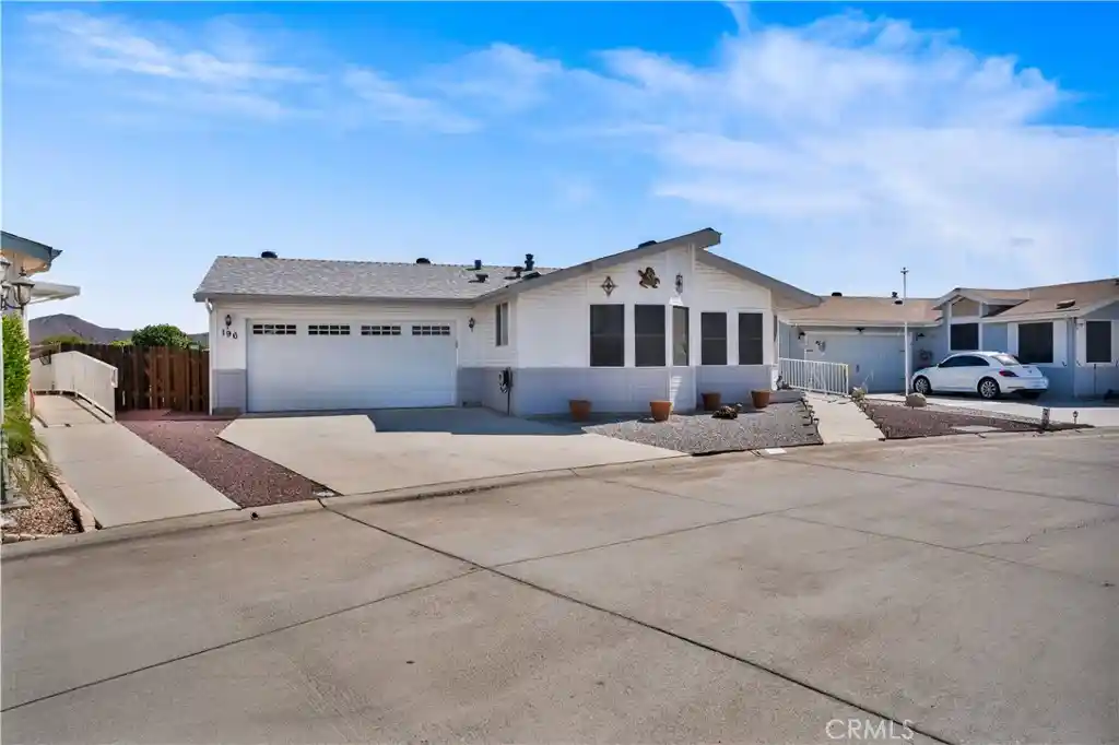 Photo 1 of Manufactured home for sale at 27250 Murrieta #196, Menifee, CA 92586 | MLS# SW26225046 | Listing updated on 2026-10-16
