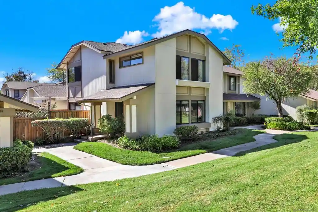 Photo 1 of Townhouse for sale at 10148 Dafne Ln, San Diego, CA 92124 | MLS# 260025107SD | Listing updated on 2026-10-16