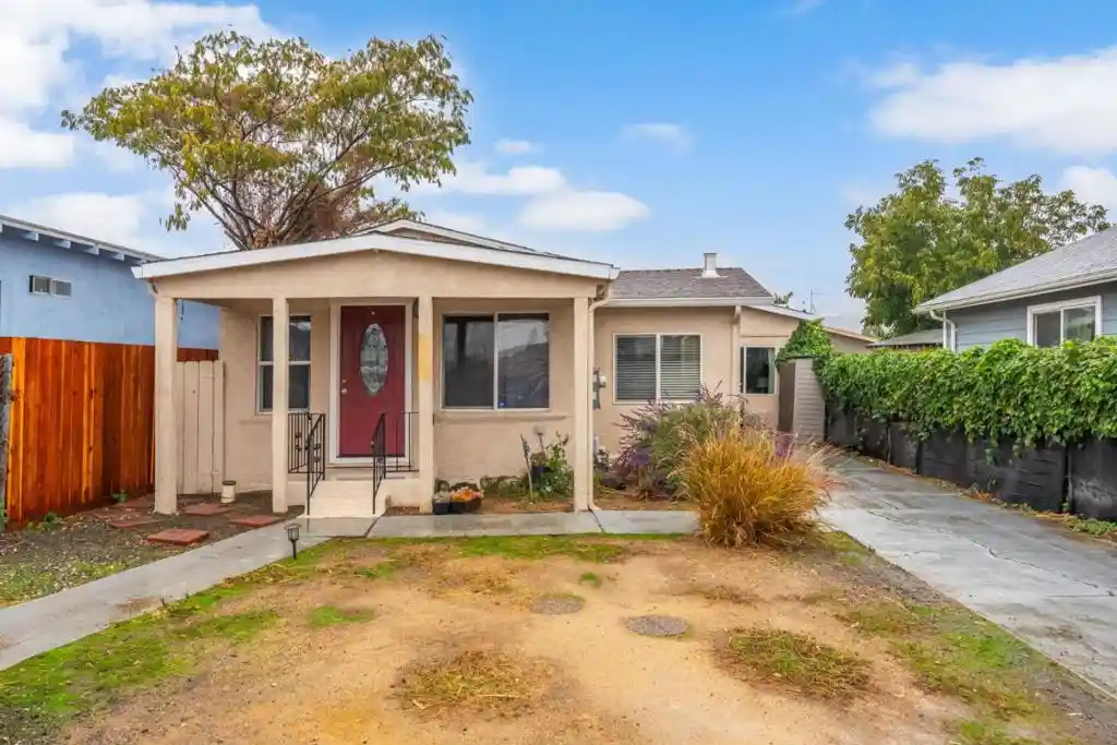 Single family home for sale at 1827 102nd Avenue, Oakland, CA 94603 | MLS# ML82064891