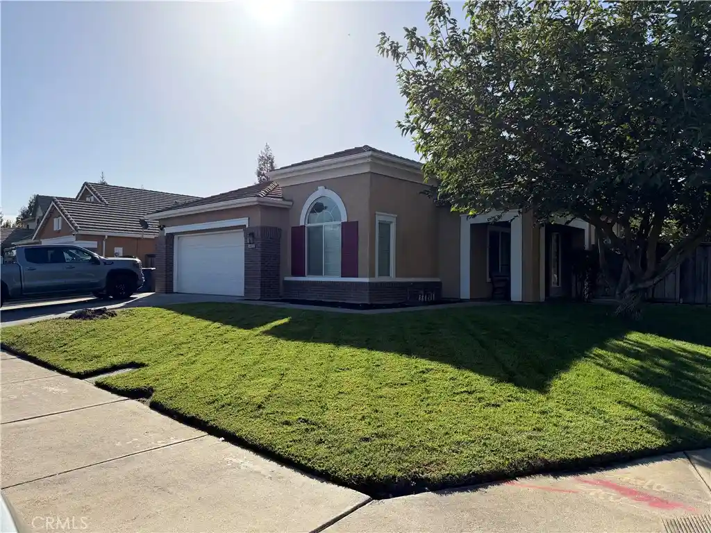 Photo 1 of Sale Pending at 1422 Pleasant Ct, Merced, CA 95340 | MLS# MC26225099 | Listing updated on 2026-10-19