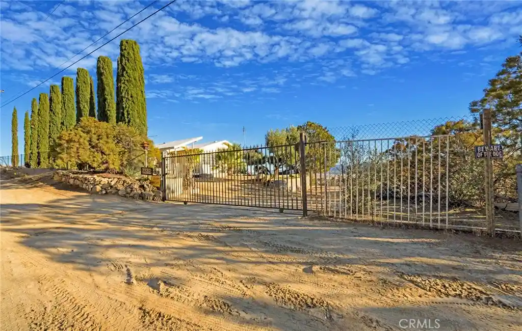Manufactured home for sale at 56575 Dickson Way, Anza, CA 92539 | MLS# SW26225158