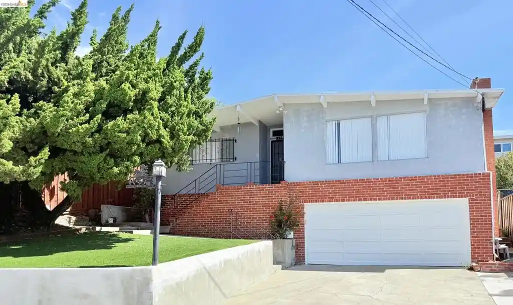 Photo 1 of Single family home for sale at 17494 Ehle St, Castro Valley, CA 94546 | MLS# 41151547 | Listing updated on 2026-10-23