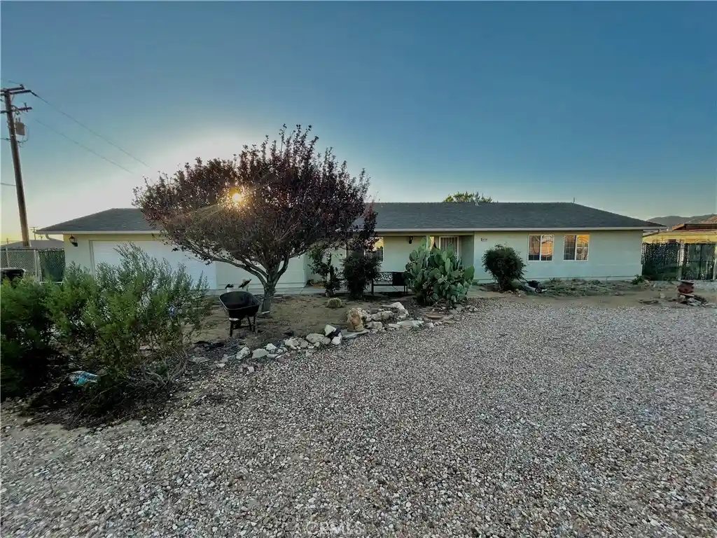 Photo 1 of Single family home for sale at 15550 Desert Star, Apple Valley, CA 92307 | MLS# HD26225293 | Listing updated on 2026-10-25