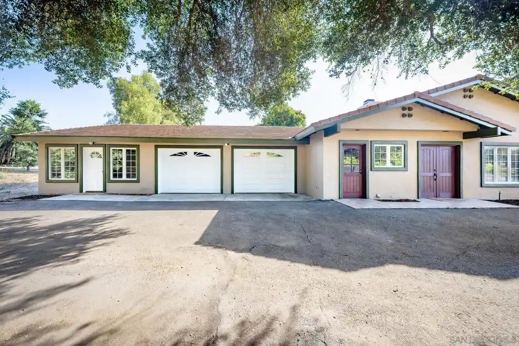 Photo 1 of Single family home for sale at 31973 Runway Dr, Valley Center, CA 92082 | MLS# 260025139SD | Listing updated on 2026-10-17