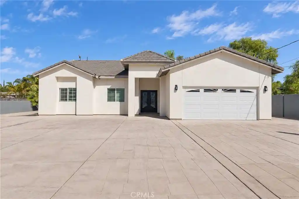 Photo 1 of Sale Pending at 21688 Bailly, Perris, CA 92570 | MLS# AR26225327 | Listing updated on 2026-10-29