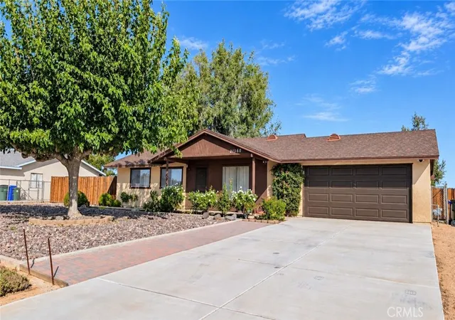 Photo 1 of Sale Pending at 21360 Minodoka Rd, Apple Valley, CA 92308 | MLS# HD26225343 | Listing updated on 2026-10-30