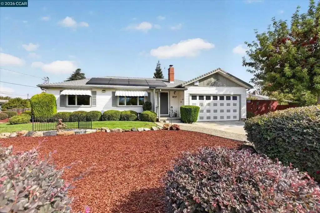 Single family home for sale at 3217 Mount Ct, Concord, CA 94518 | MLS# 41151575