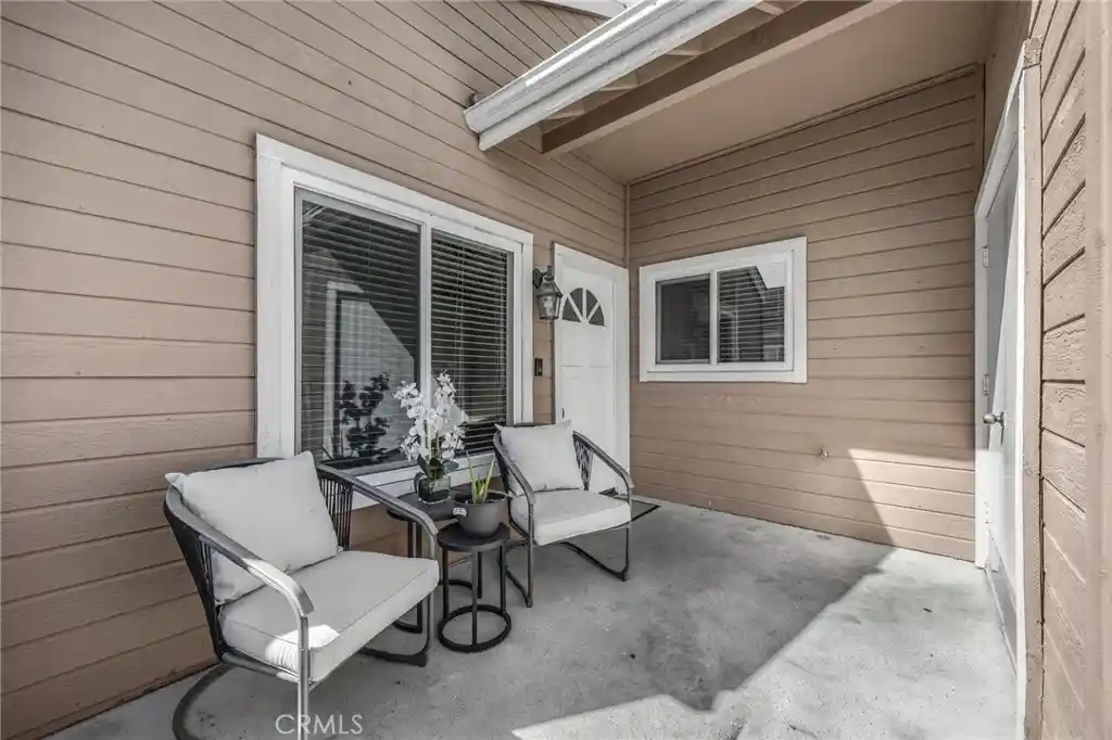 Condo for sale at 10411 E Briar Oaks, Stanton, CA 90680 | MLS# DW26225401