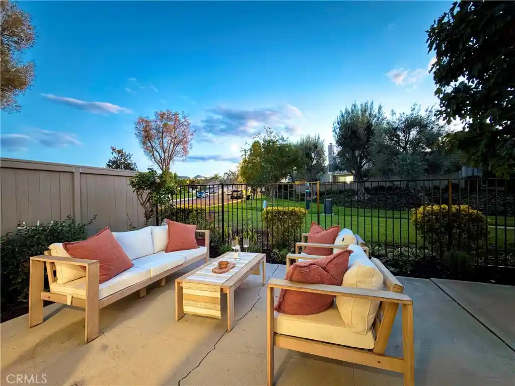 Single family home for sale at 4172 Beachmeadow Ln, Westlake Village, CA 91361 | MLS# SR26223673