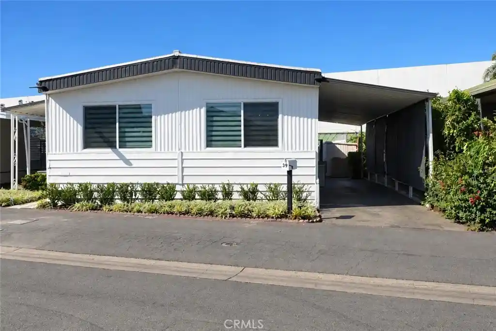 Manufactured home for sale at 39 Walnut, Anaheim, CA 92801 | MLS# PW26220919