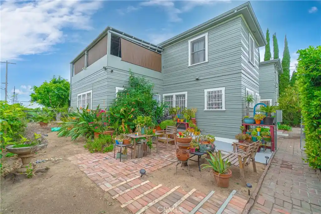 Multi family home for sale at 4603 St Charles #4, Los Angeles, CA 90019 | MLS# SB26224526