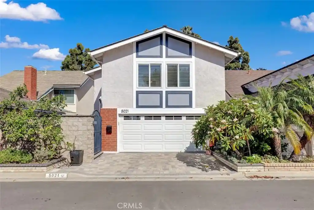 Photo 1 of Single family home for sale at 5021 Apollo Cir, Los Alamitos, CA 90720 | MLS# PW26225336 | Listing updated on 2026-10-18
