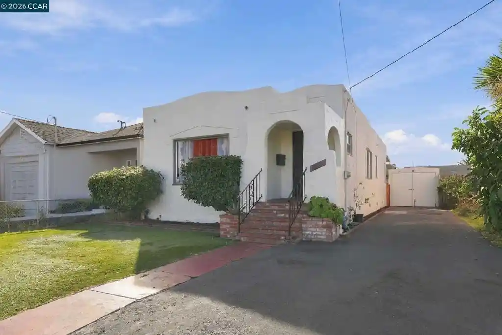 Single family home for sale at 1928 California, San Pablo, CA 94806 | MLS# 41151600