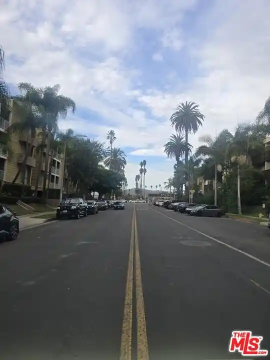 Condo for sale at 320 S Ardmore Ave #216, Los Angeles, CA 90020 | MLS# 26102920