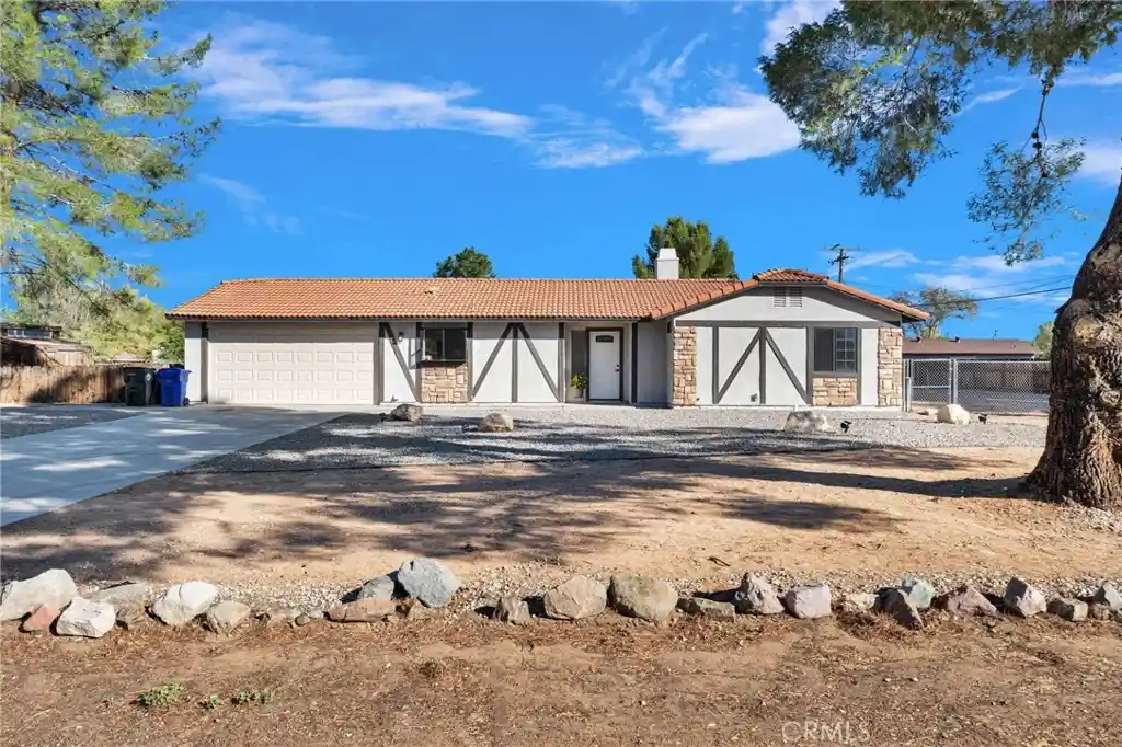 Single family home for sale at 20766 Powhatan Rd, Apple Valley, CA 92308 | MLS# HD26225619