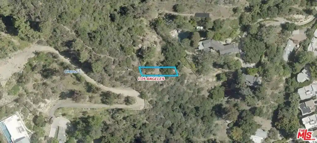 Photo 1 of Land for sale at 2334 N Dellwood Ln, Los Angeles, CA 90077 | MLS# 26102991 | Listing updated on 2026-10-24