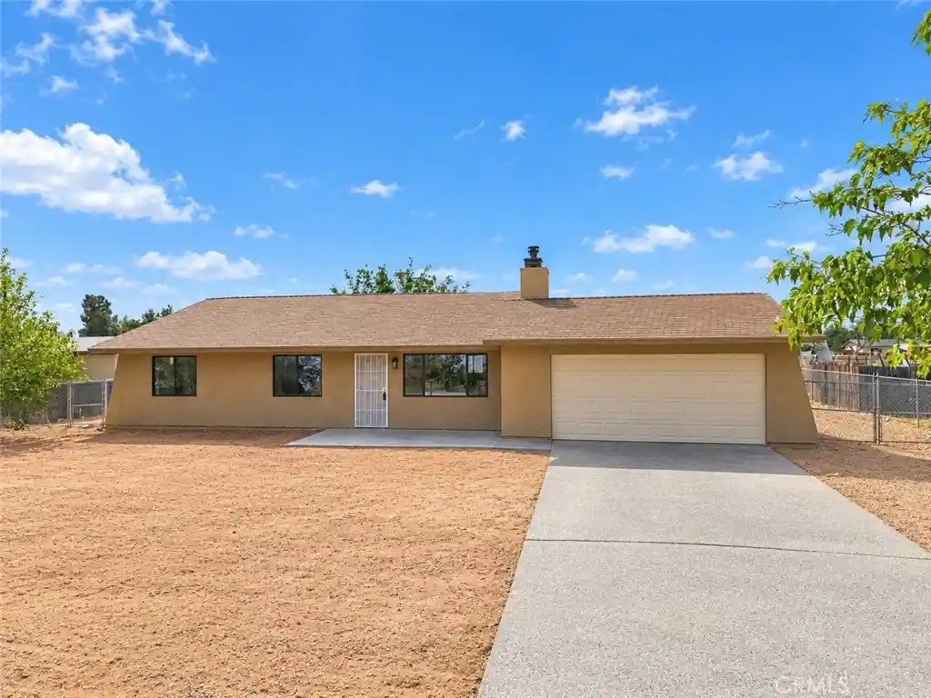 Photo 1 of Single family home for sale at 21903 Esaws, Apple Valley, CA 92307 | MLS# HD26225464 | Listing updated on 2026-10-19
