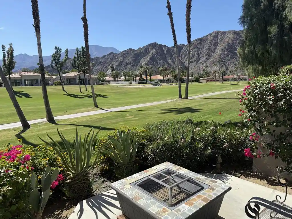 Condo for sale at 54057 Oakhill, La Quinta, CA 92253 | MLS# 219154546DA