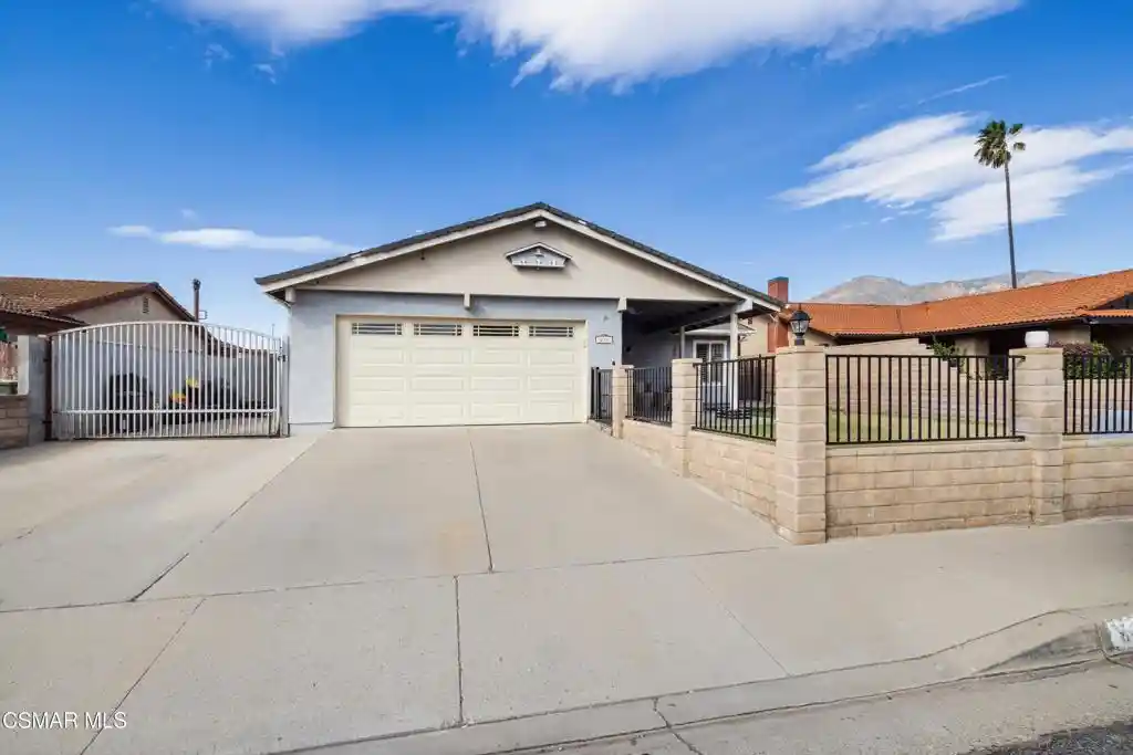 Single family home for sale at 639 Chapparel St, Fillmore, CA 93015 | MLS# 226004949