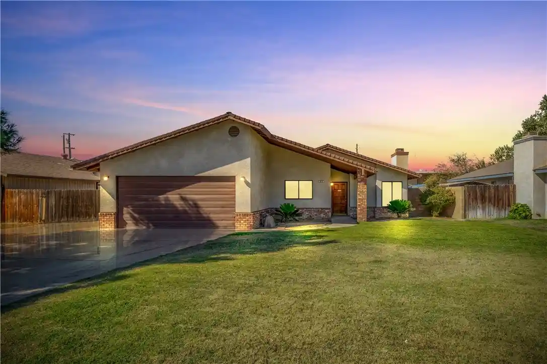 Single family home for sale at 613 S Olive, Bakersfield, CA 93304 | MLS# NS26225801
