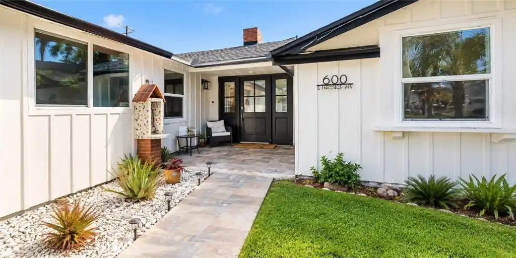 Photo 1 of Single family home for sale at 600 E Pinehurst, La Habra, CA 90631 | MLS# DW26225826 | Listing updated on 2026-10-19