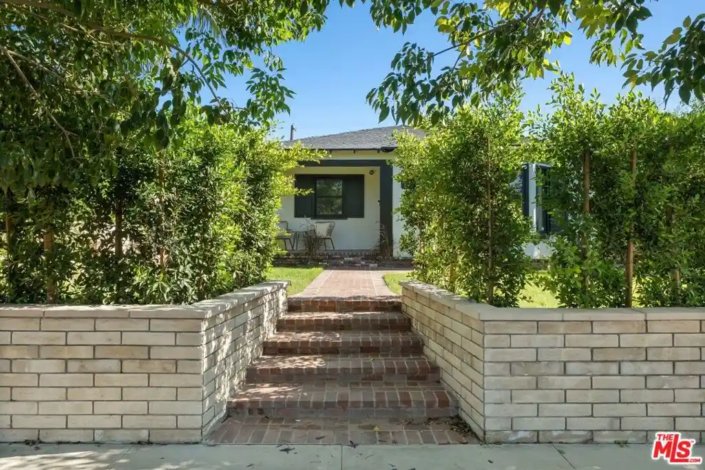 Single family home for sale at 11886 Aneta St, Culver City, CA 90230 | MLS# 26102200