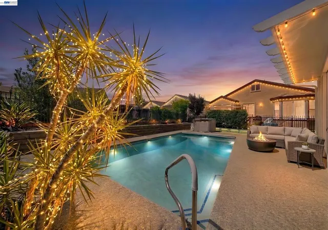 Photo 1 of Single family home for sale at 832 Summerset Dr, Rio Vista, CA 94571 | MLS# 41151628 | Listing updated on 2026-10-30