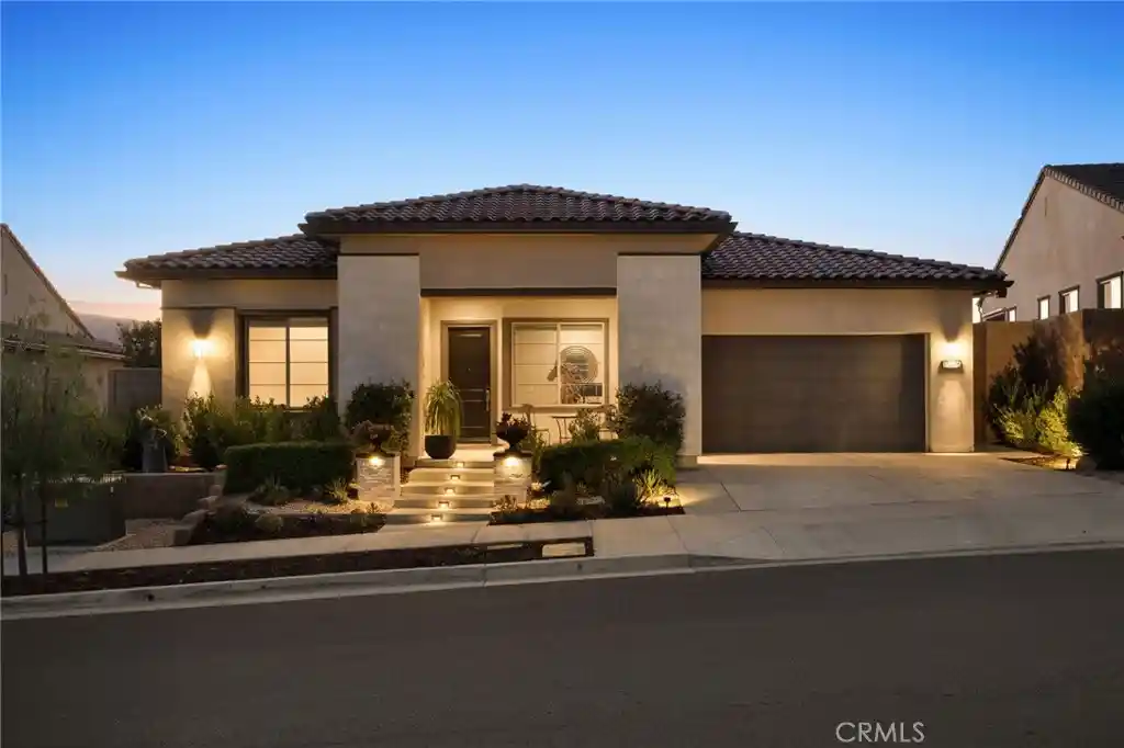 Photo 1 of Single family home for sale at 11476 Arch Hl Dr, Corona, CA 92883 | MLS# IG26224176 | Listing updated on 2026-10-28