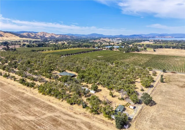 Photo 1 of Single family home for sale at 195 Mathews, Lakeport, CA 95453 | MLS# LC26226273 | Listing updated on 2026-10-30