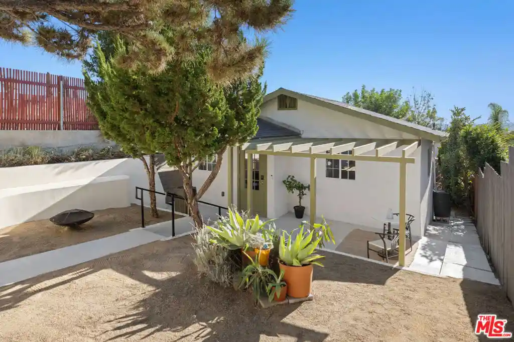 Photo 1 of Single family home for sale at 3174 Weldon Ave, Los Angeles, CA 90065 | MLS# 26999075 | Listing updated on 2026-10-29