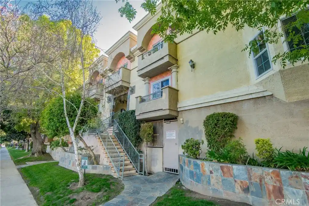 Photo 1 of Condo for sale at 7045 Woodley Ave #218, Van Nuys, CA 91406 | MLS# SR26226407 | Listing updated on 2026-10-20