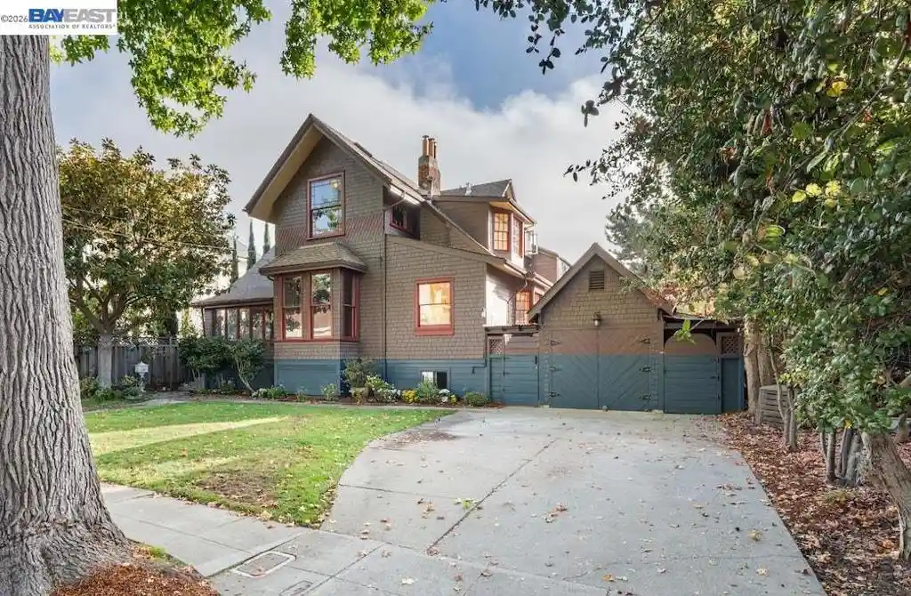 Single family home for sale at 1278 Weber St, Alameda, CA 94501 | MLS# 41151670