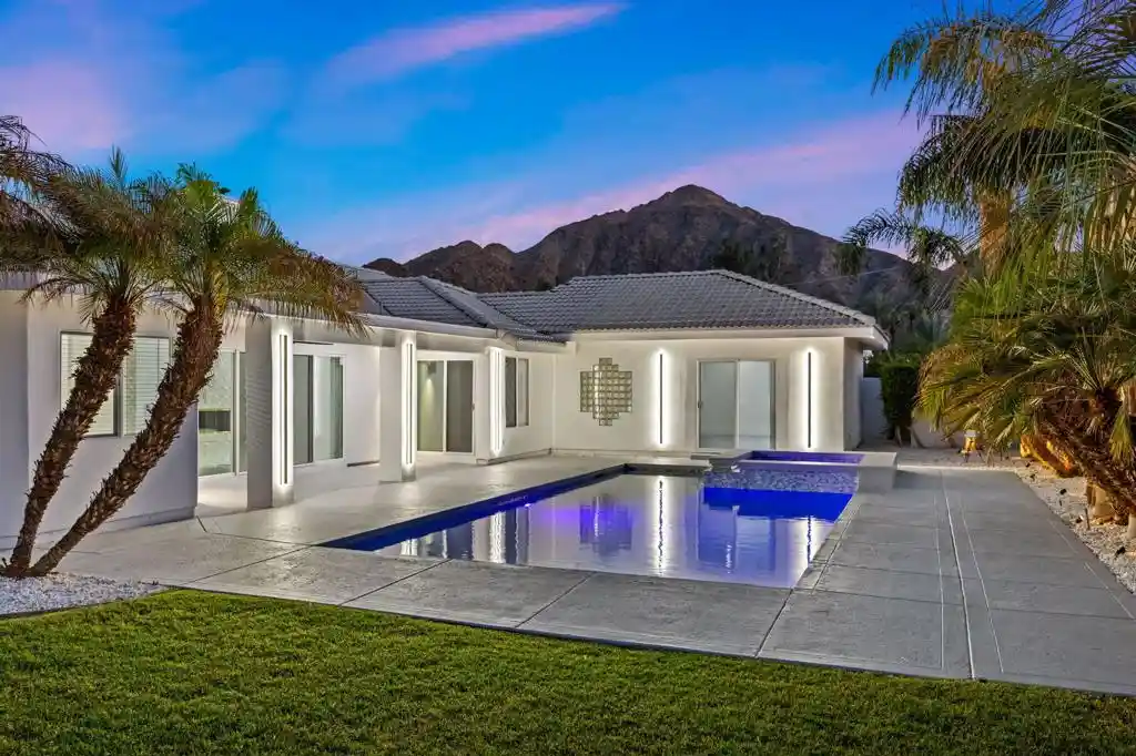 Single family home for sale at 51425 Calle Quito, La Quinta, CA 92253 | MLS# 219154583DA