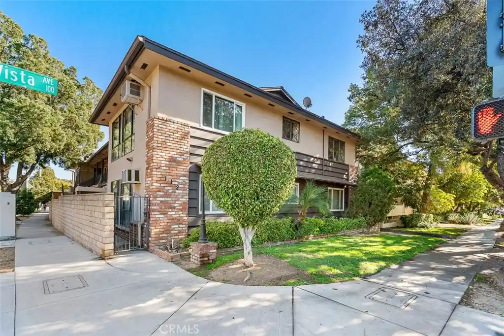 Photo 1 of Sale Pending at 112 N Mar Vista Ave, Pasadena, CA 91106 | MLS# AR26226502 | Listing updated on 2026-10-25