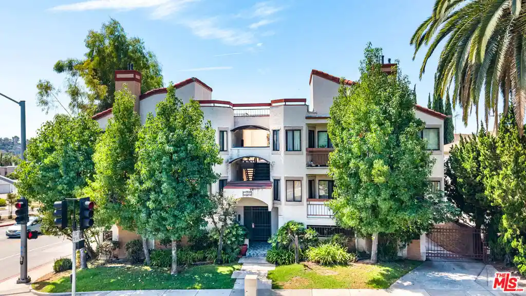 Photo 1 of Multi family home for sale at 1554 E Wilson Ave, Glendale, CA 91206 | MLS# 26103336 | Listing updated on 2026-10-27