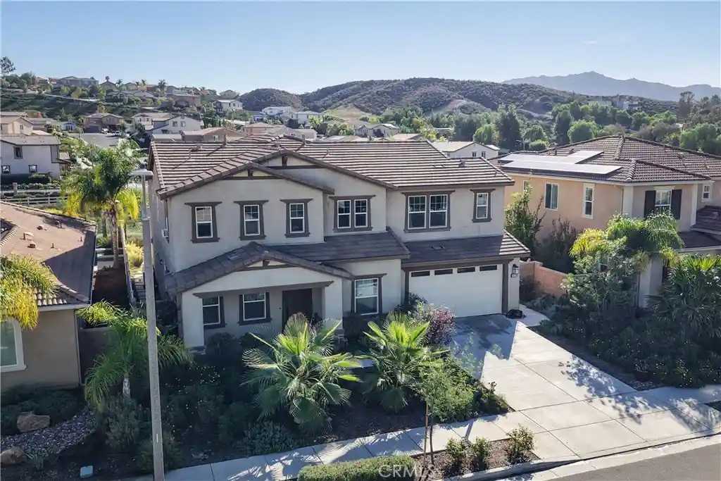 Single family home for sale at 33219 Barmetta, Temecula, CA 92592 | MLS# SW26226862