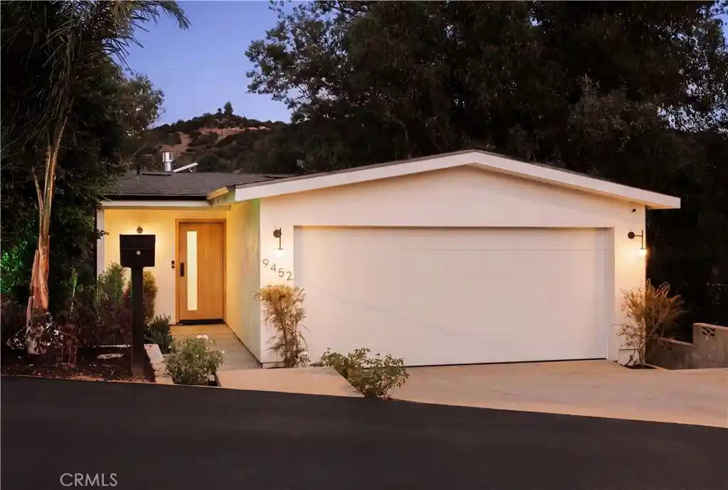 Single family home for sale at 9452 Reverie Rd, Tujunga, CA 91042 | MLS# SR26173928